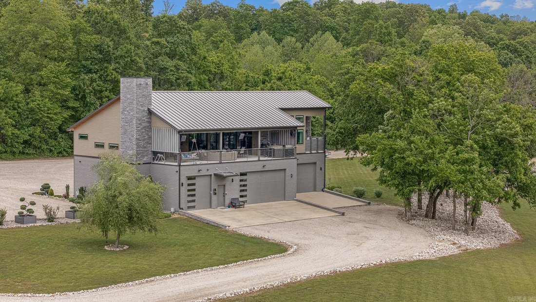 House in Mammoth Spring, Arkansas, United States 1 - 18176063