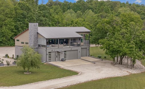 House in Mammoth Spring, Arkansas, United States 1