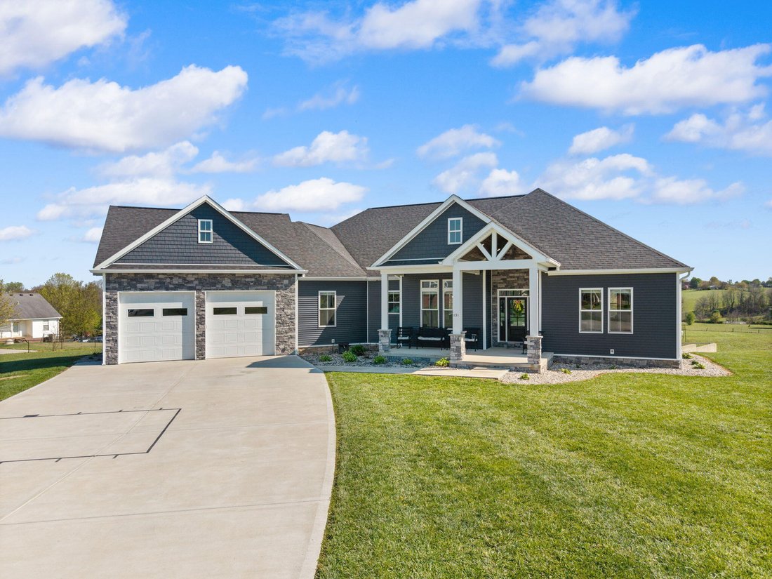 House in Hustonville, Kentucky, United States 1 - 18176684