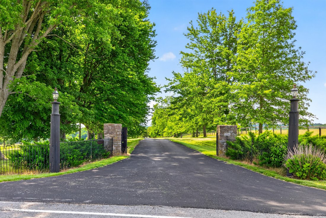 House in Stanford, Kentucky, United States 5 - 18176976