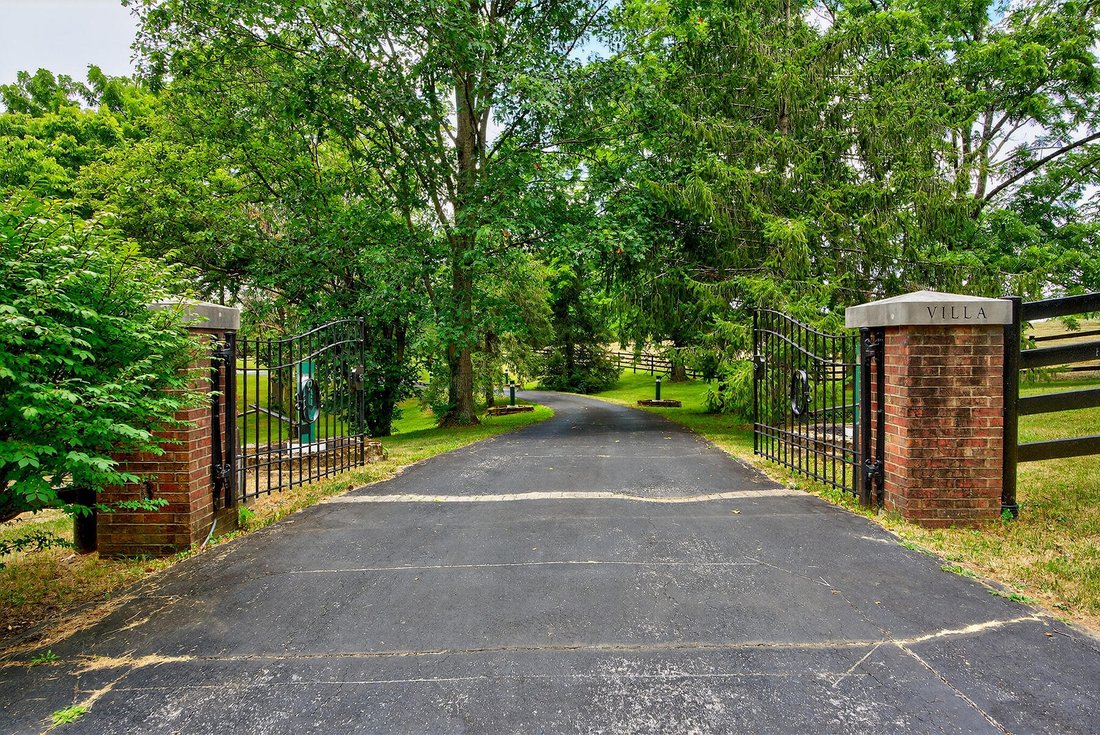 House in Richmond, Kentucky, United States 1 - 18176807