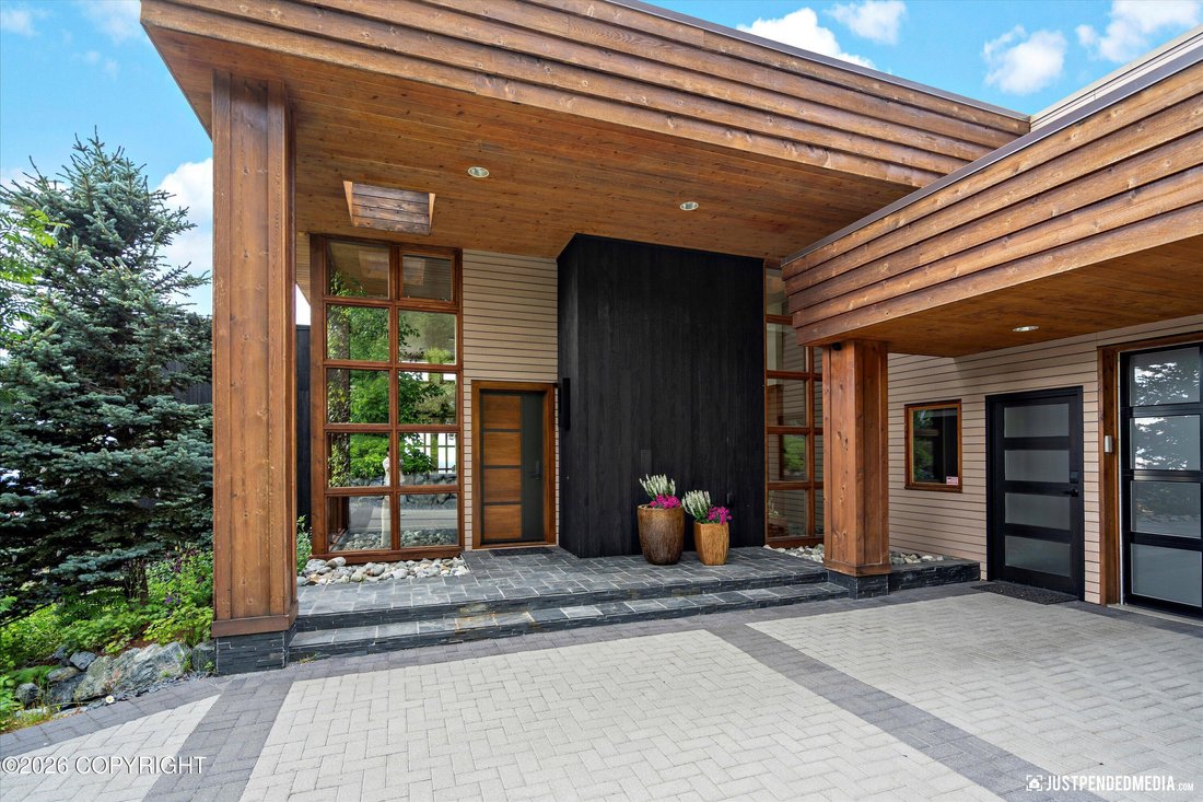 House in Anchorage, Alaska, United States 5 - 18175473