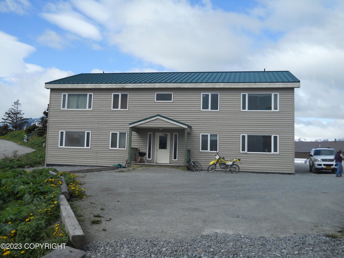 Unalaska, Alaska, United States 2 - 18175484
