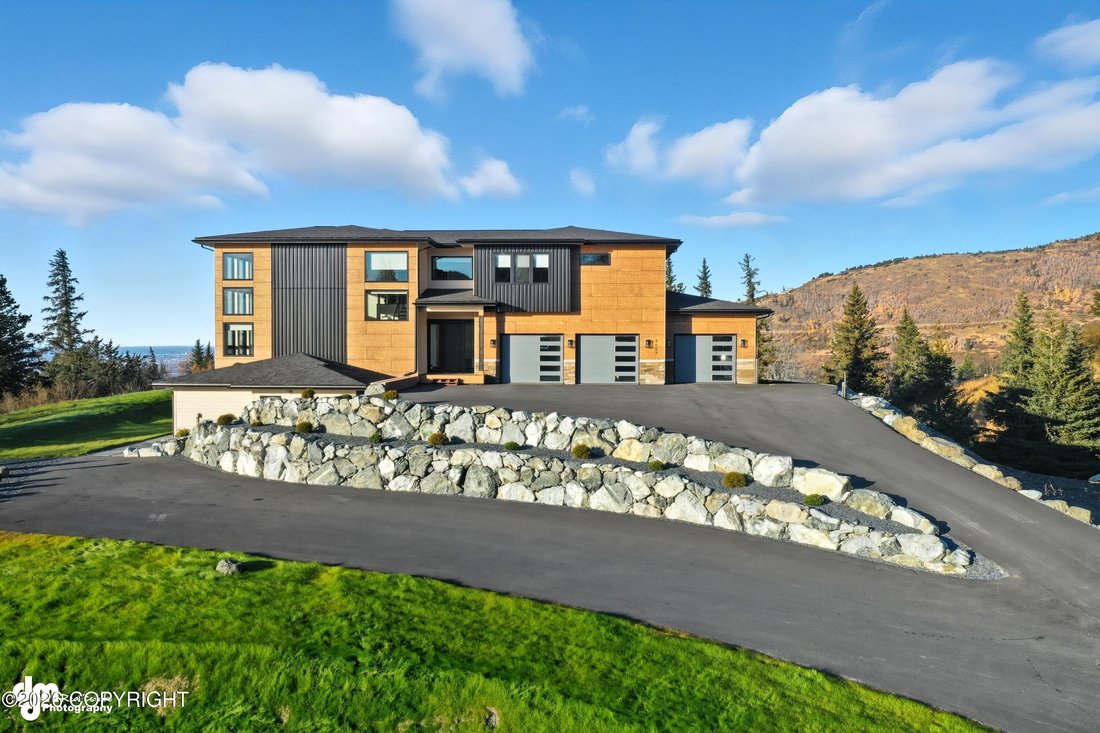 House in Anchorage, Alaska, United States 3 - 18175629
