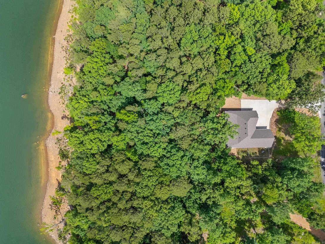 House in Greers Ferry, Arkansas, United States 2 - 18176201