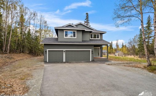 House in Anchorage, Alaska, United States 1