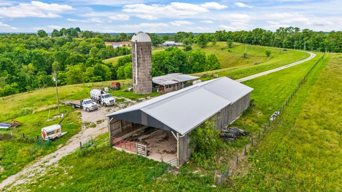 House in Flemingsburg, Kentucky, United States 5 - 18176817