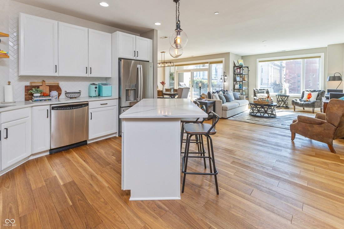 Condo in Indianapolis, Indiana, United States 5 - 18177780