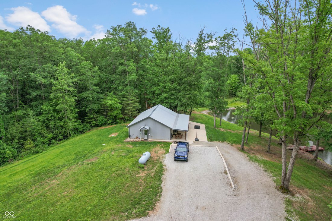 House in Seymour, Indiana, United States 1 - 18177121