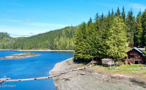 House in Thorne Bay, Alaska, United States 1