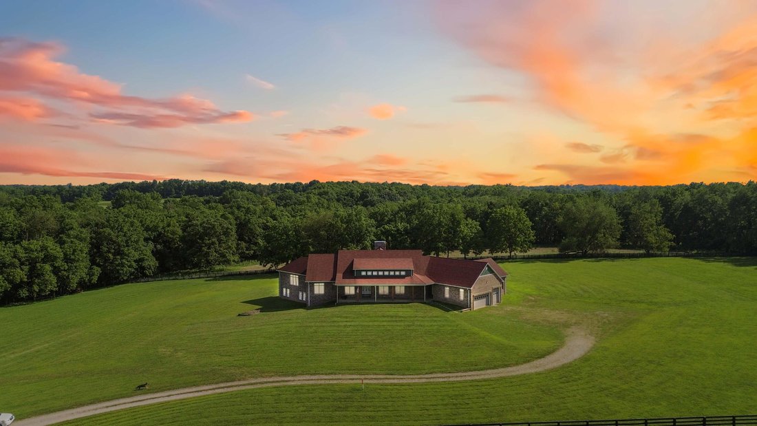 House in Midway, Kentucky, United States 1 - 18176975