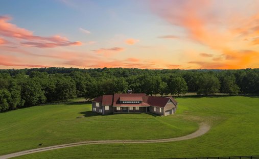 House in Midway, Kentucky, United States 1