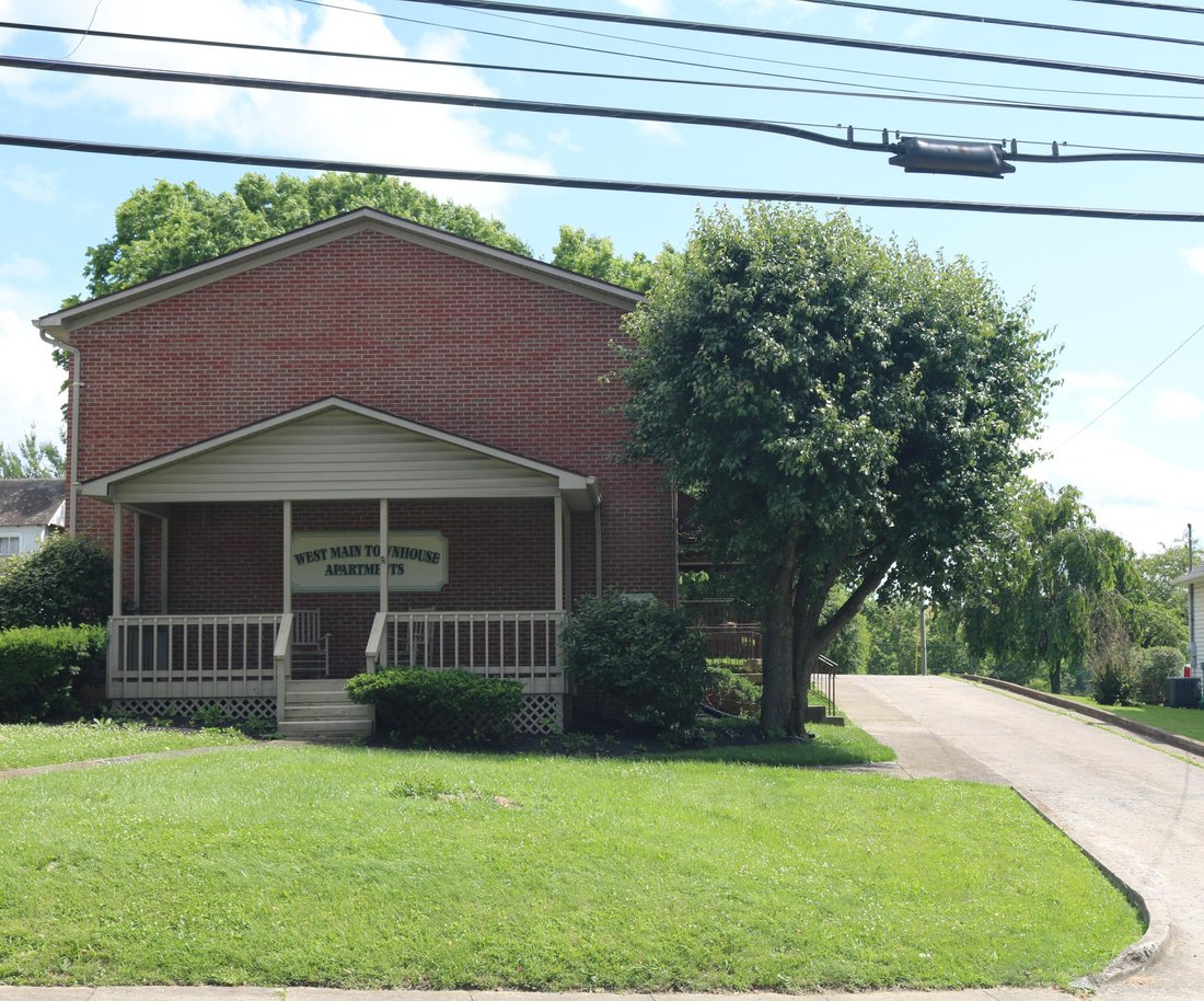 Carlisle, Kentucky, United States 2 - 18176812