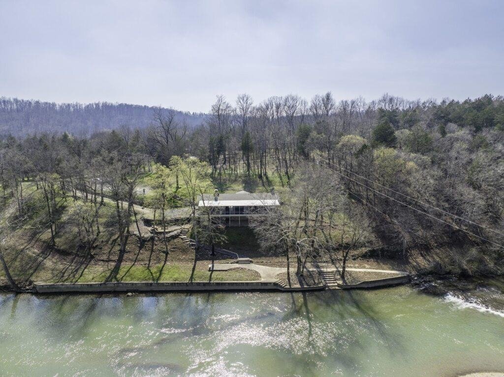 House in Highland, Arkansas, United States 1 - 18176558
