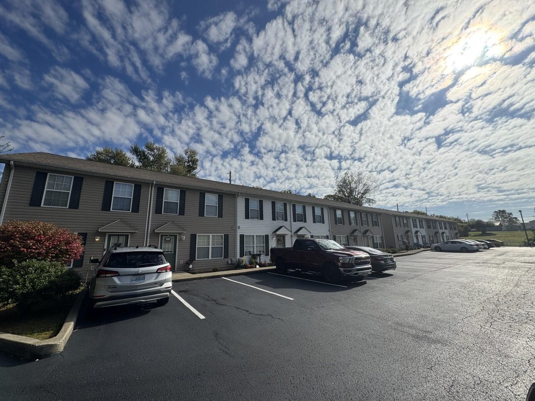 Apartment in Salyersville, Kentucky, United States 2 - 18176787