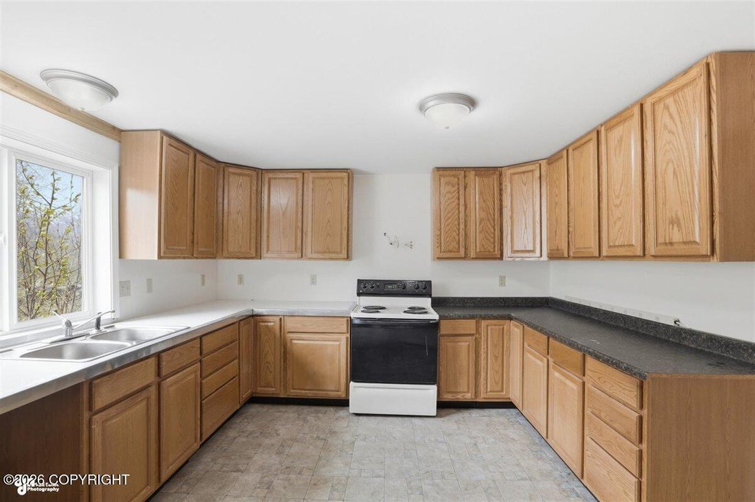 House in Anchorage, Alaska, United States 5 - 18175784