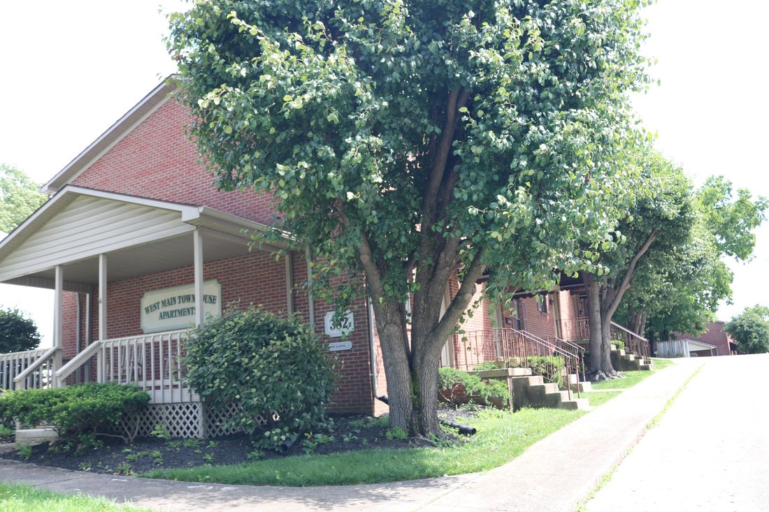 Carlisle, Kentucky, United States 4 - 18176812