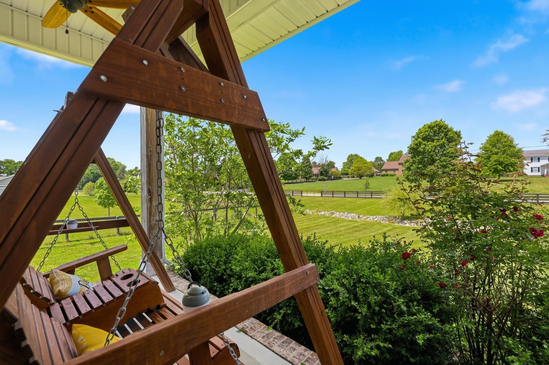 House in Versailles, Kentucky, United States 4 - 18176848