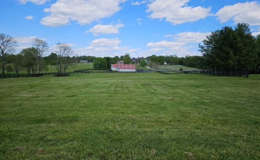 House in Nicholasville, Kentucky, United States 1