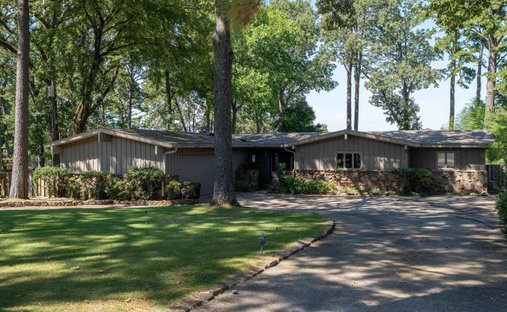 House in Heber Springs, Arkansas, United States 1