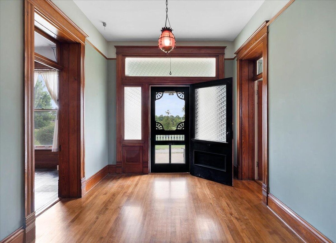 House in Springfield, Kentucky, United States 5 - 18176887