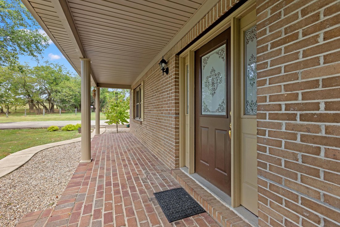 House in Lawrenceburg, Kentucky, United States 3 - 18176834