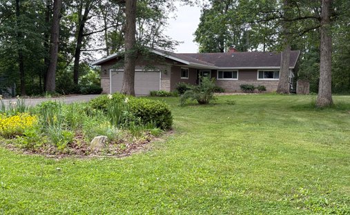 House in Hartford City, Indiana, United States 1