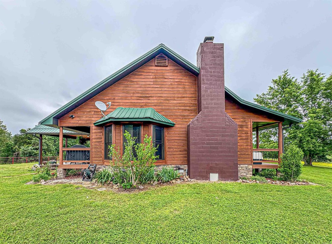 House in Yellville, Arkansas, United States 3 - 18176459