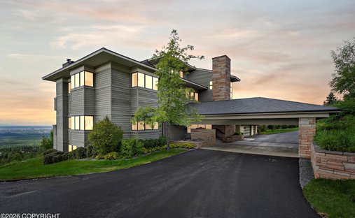 House in Anchorage, Alaska, United States 1