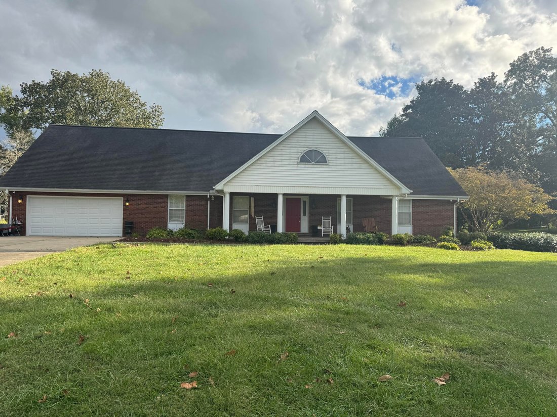 House in Williamsburg, Kentucky, United States 1 - 18176842