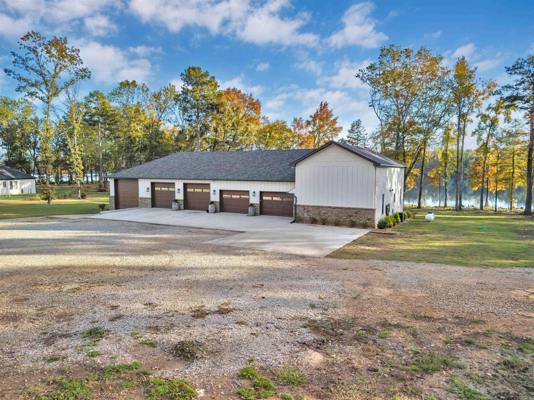 House in Perryville, Arkansas, United States 3 - 18176339