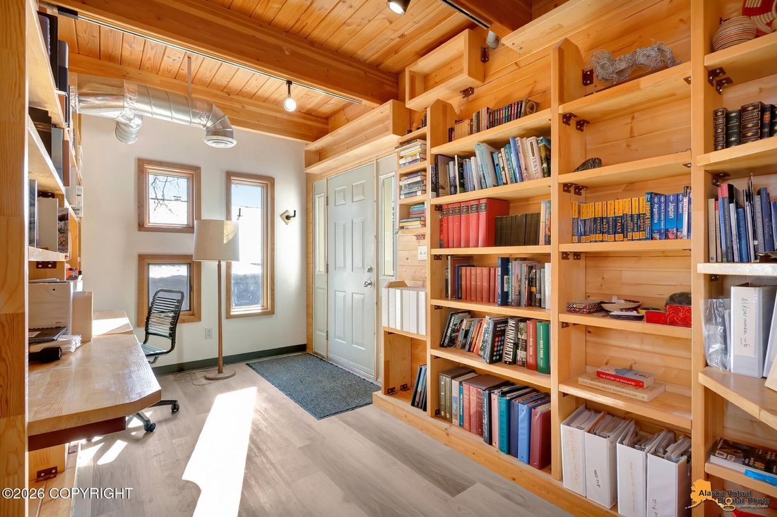 House in Anchorage, Alaska, United States 4 - 18175614