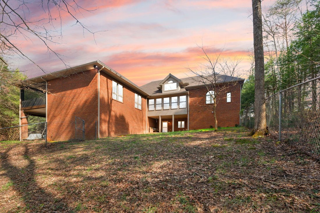 House in London, Kentucky, United States 3 - 18176692