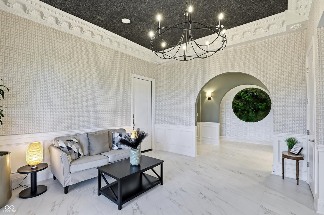 House in Zionsville, Indiana, United States 4 - 18177228