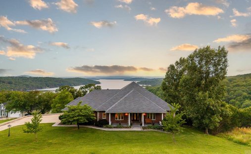 House in Mountain Home, Arkansas, United States 1