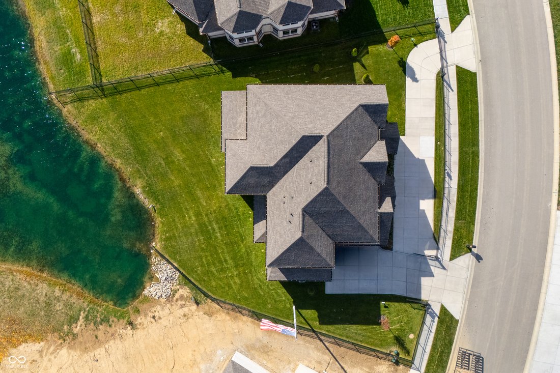 House in Zionsville, Indiana, United States 3 - 18177614