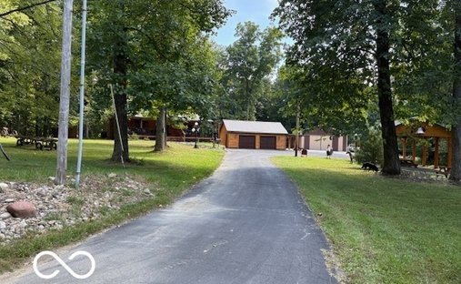 Casa en Cloverdale, Indiana, Estados Unidos 1