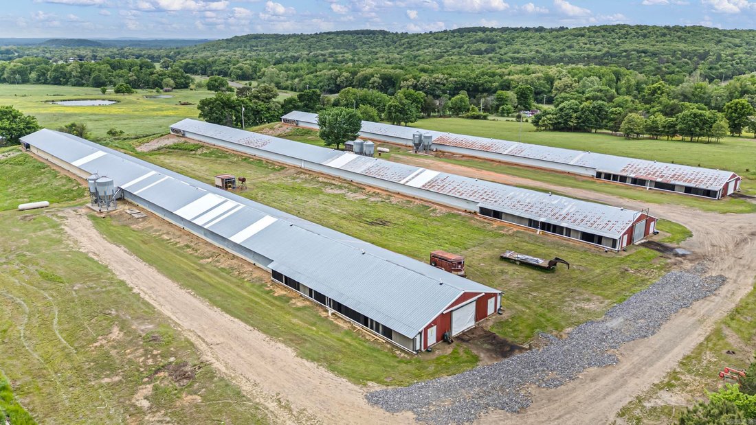 Farm Ranch in Mulberry, Arkansas, United States 4 - 18176453