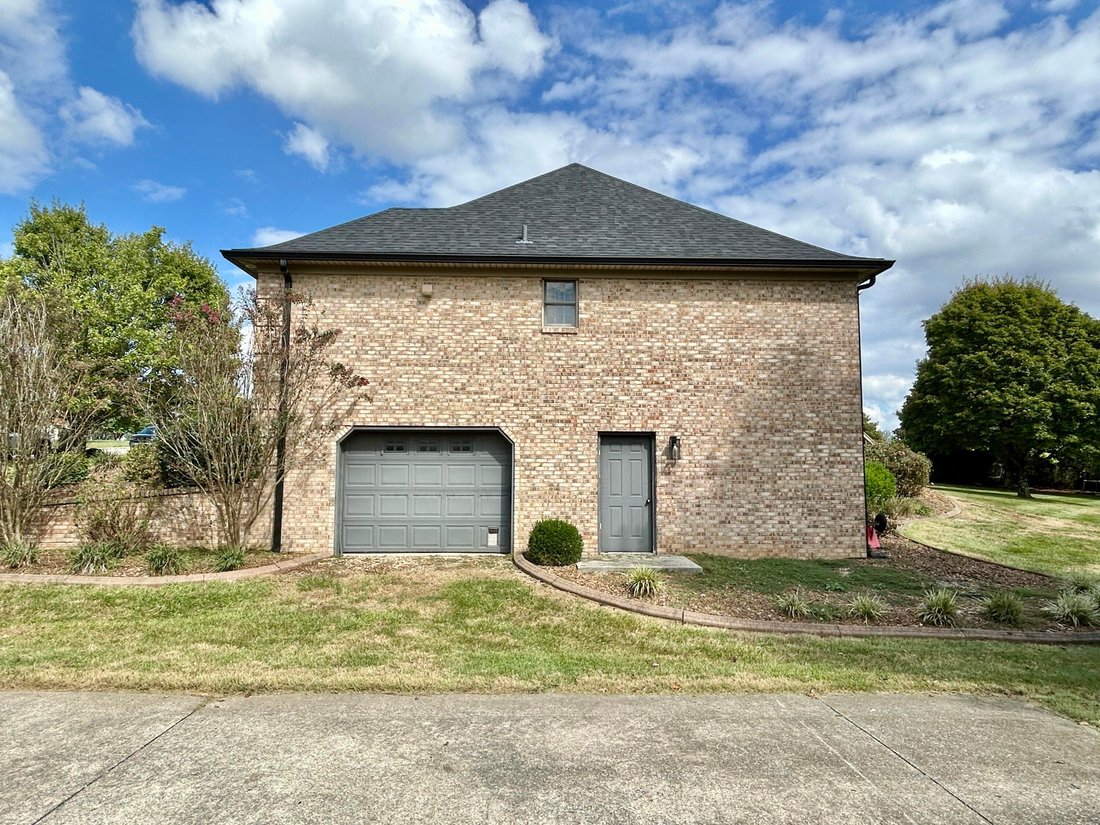 House in Somerset, Kentucky, United States 3 - 18177083