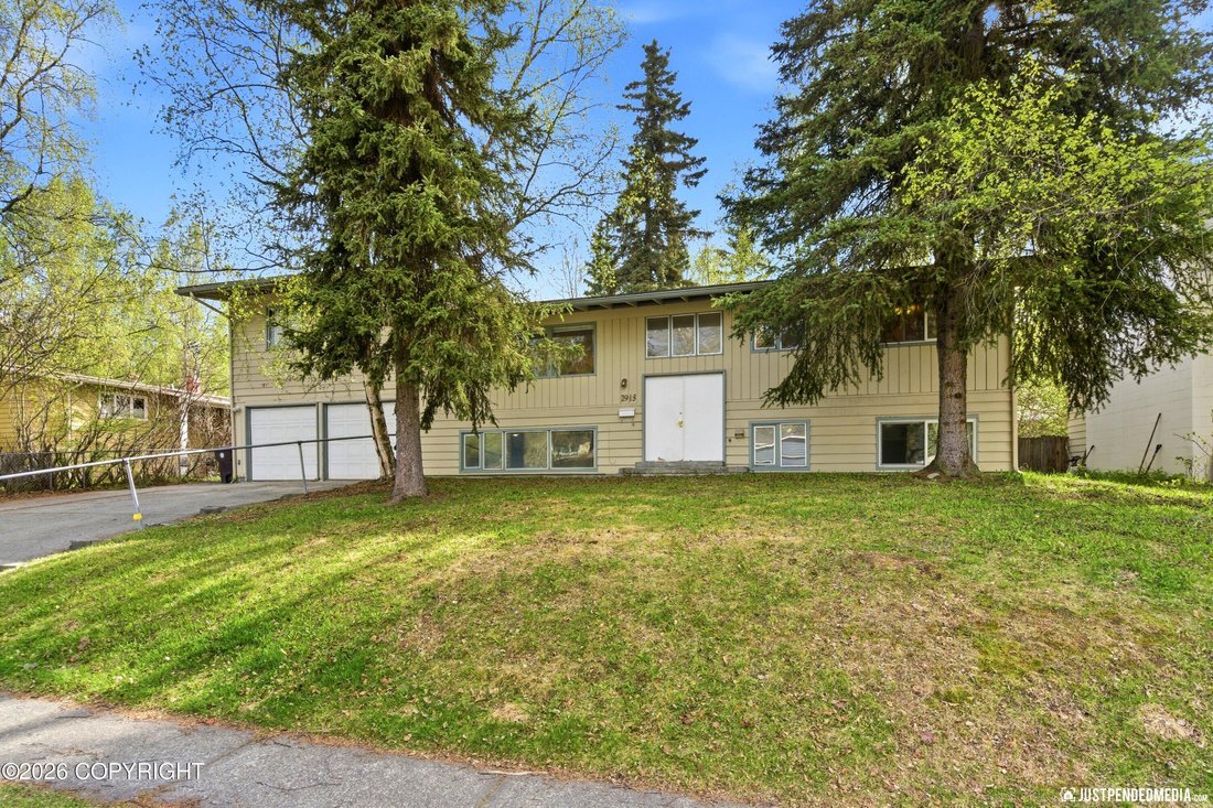 House in Anchorage, Alaska, United States 3 - 18175593