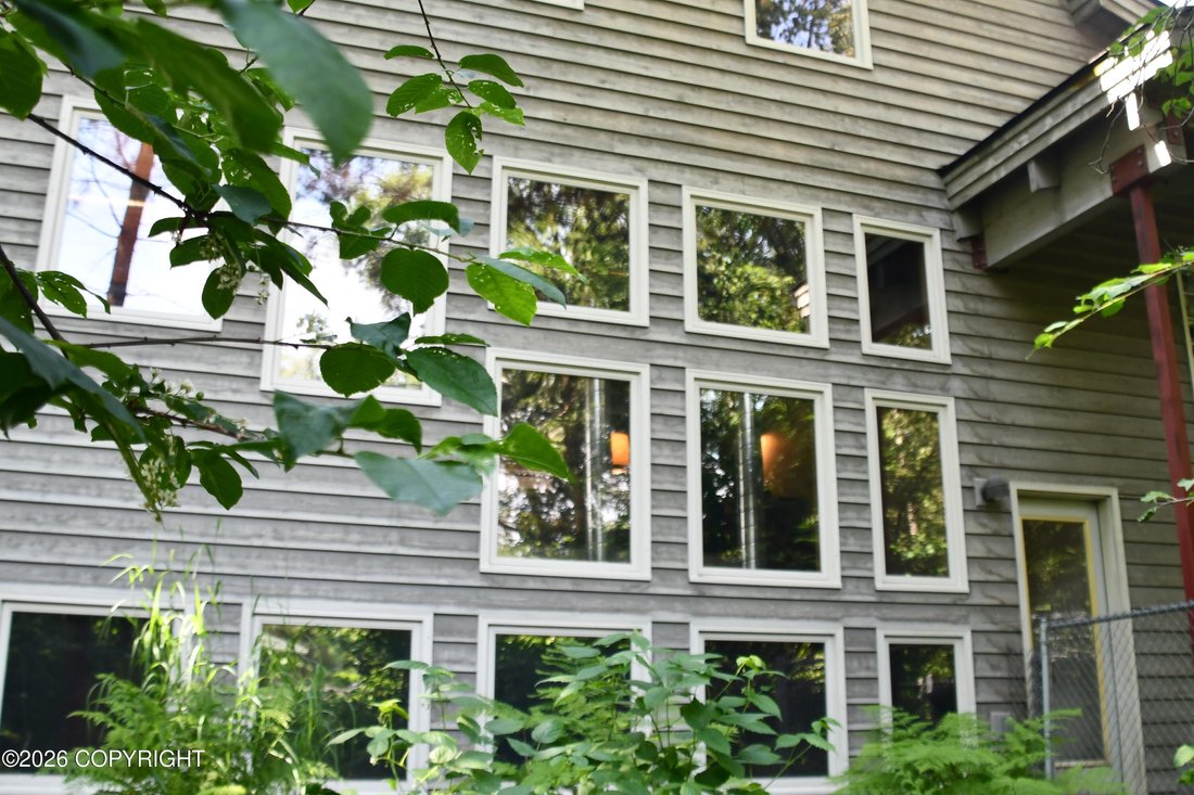 House in Anchorage, Alaska, United States 2 - 18175614