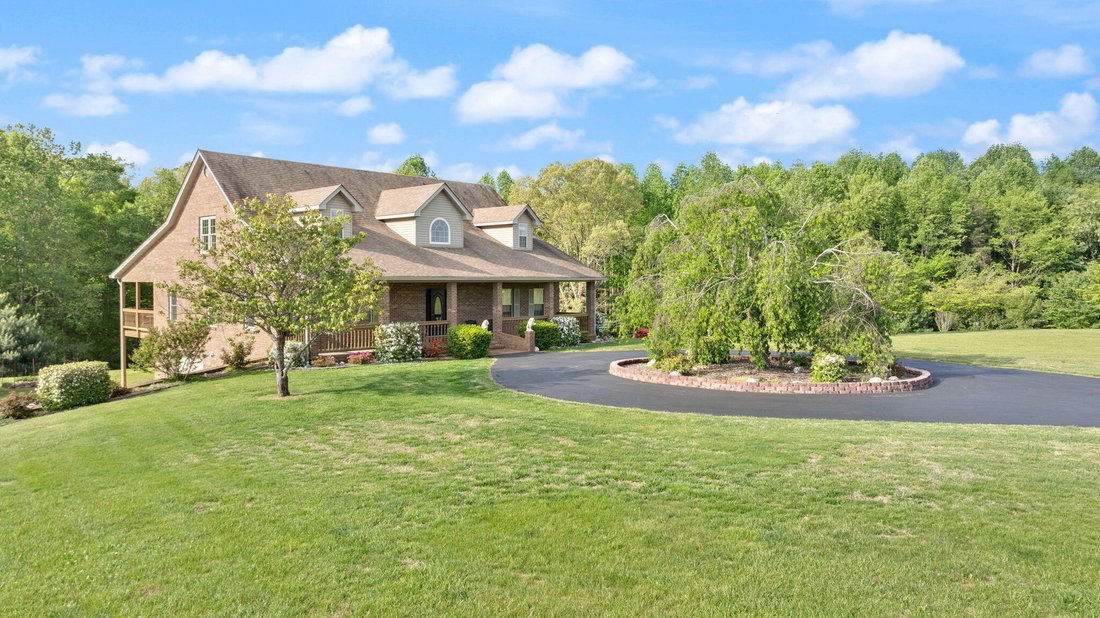House in Russell Springs, Kentucky, United States 3 - 18176811