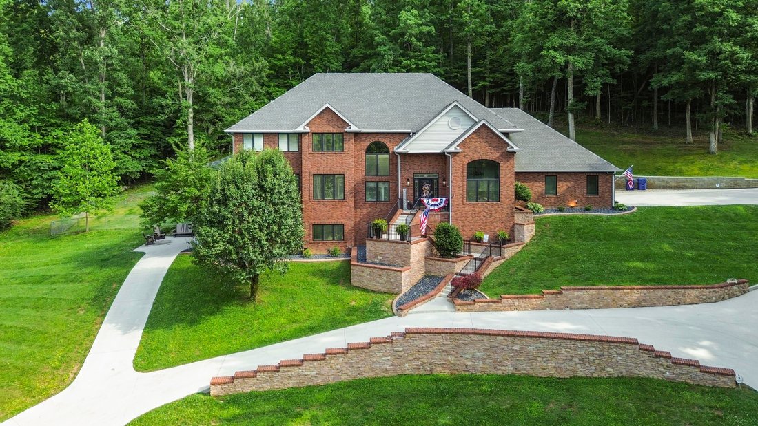 House in Somerset, Kentucky, United States 1 - 18177596