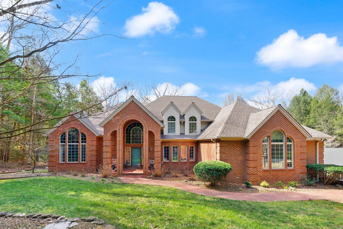 House in London, Kentucky, United States 1 - 18176692