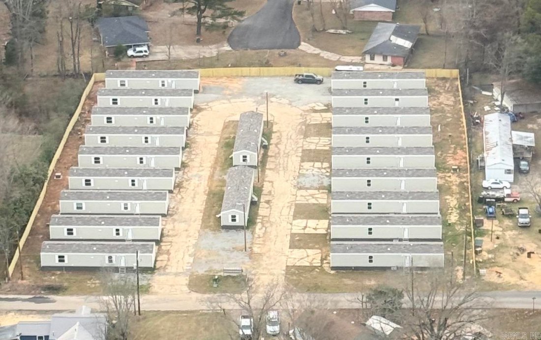 Monticello, Arkansas, United States 2 - 18176611
