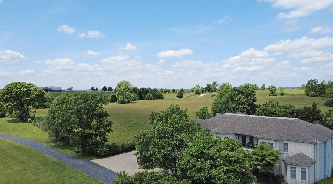 House in Versailles, Kentucky, United States 2 - 18177033