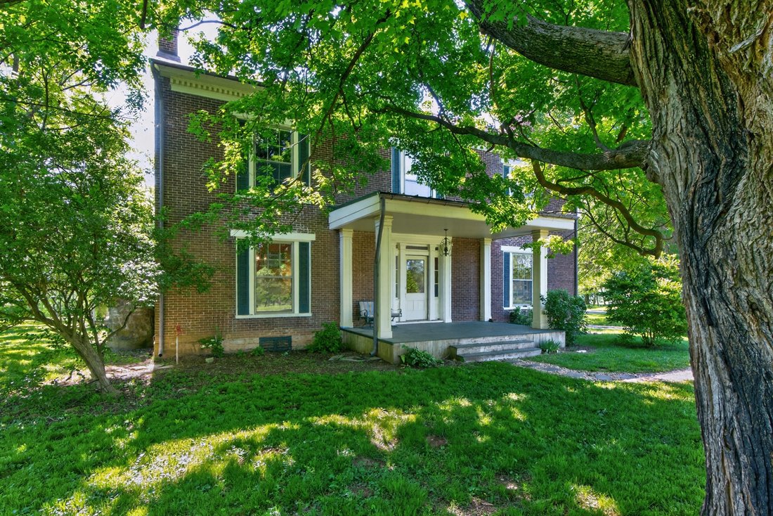 House in Georgetown, Kentucky, United States 3 - 18177087