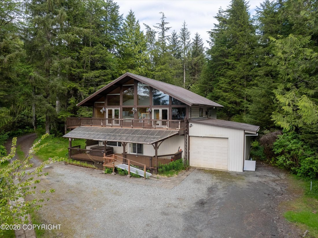 Ketchikan, Alaska, United States 4 - 18175887