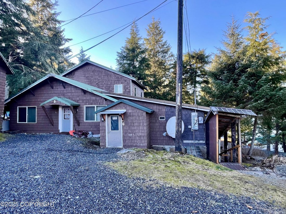 Klawock, Alaska, United States 1 - 18175711
