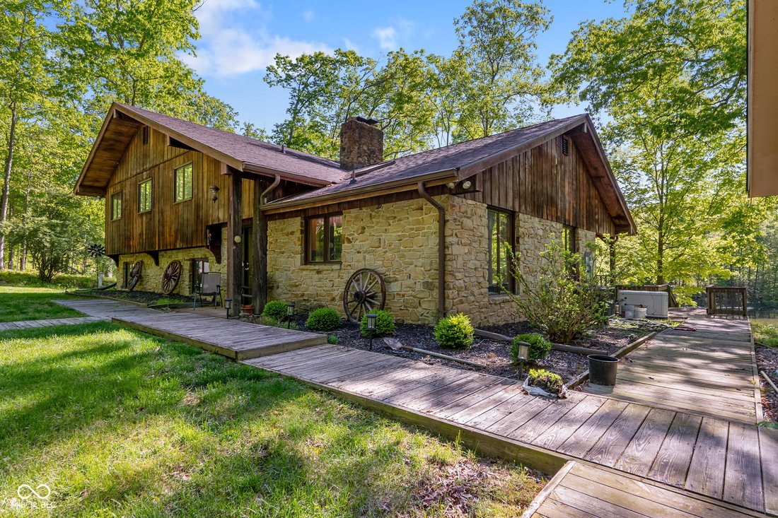 House in Nashville, Indiana, United States 2 - 18177232